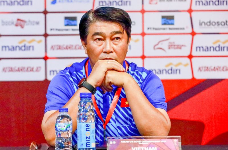 Anh góp công phát hiện và đào tạo nhiều tài năng trẻ như Quang Hải, Hà Đức Chinh, Trọng Đại