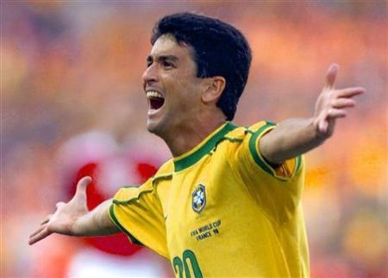 Bebeto cùng Romario tạo nên một cặp tiền đạo huyền thoại