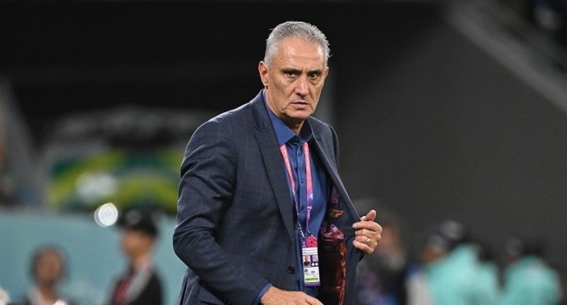 Ông cùng đội tuyển Brazil vô địch Copa America 2019