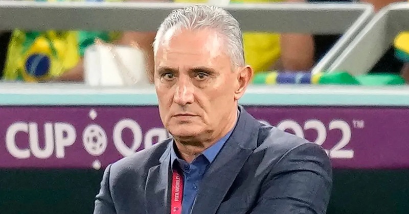 Tite theo đuổi lối chơi chắc chắn