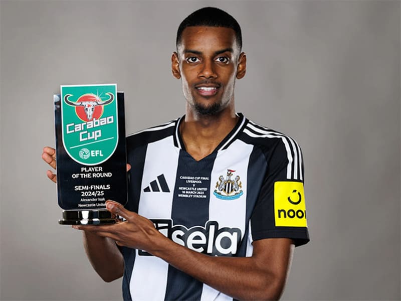 Alexander Isak đạt nhiều thành tích cá nhân và tập thể ấn tượng