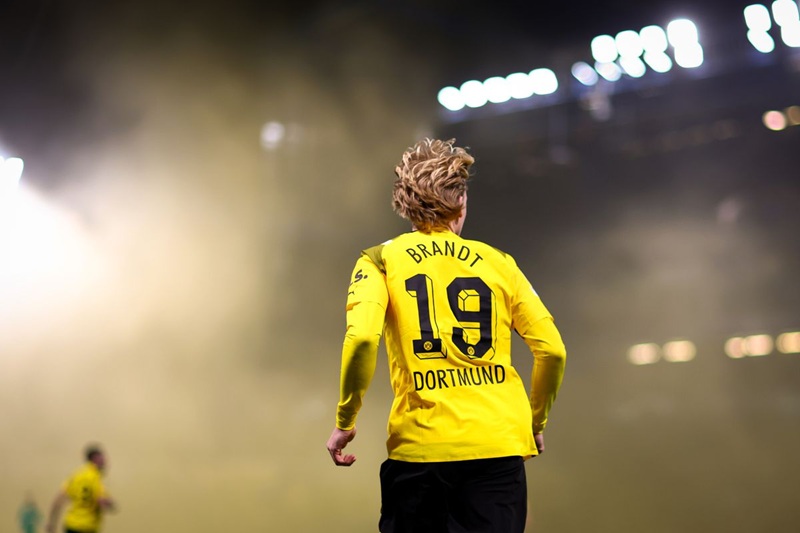 Julian Brandt - Trụ cột trong đội hình của Borussia Dortmund